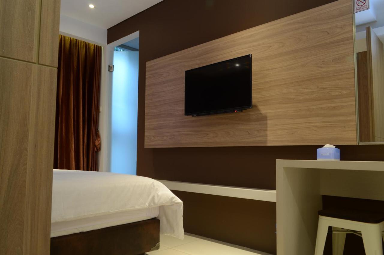 Kampioen Bed & Breakfast Bandung Exterior foto